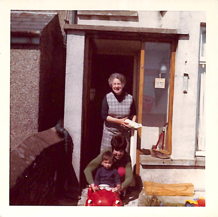 returnimage.cgi/10009/700